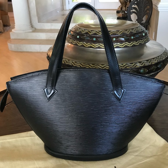 Louis Vuitton Handbags - Exquisite Louis Vuitton Black Epi St Jacques Shoulder Bag